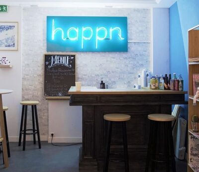 Happn, de aplicación a café en Le Marais