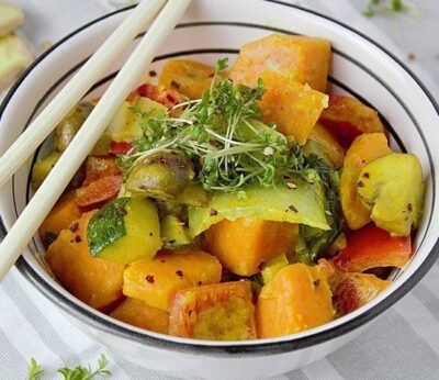 Wok vegetariano de verduras al curry