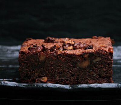 Biscottis de almendras con chocolate Pacari con maracuyá