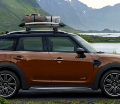 Con los accesorios de MINI Countryman, es tiempo de aventura y explorar