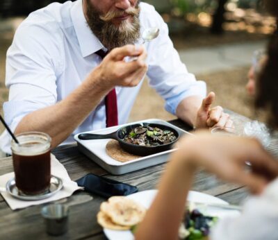 ¿Cómo se ganan la vida los bloggers gastronómicos?