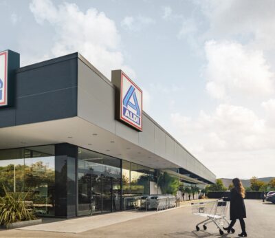 Economía.-Aldi abrirá más de 40 tiendas hasta fin de año y contratará a más de 1.000 empleados en el último cuatrimestre