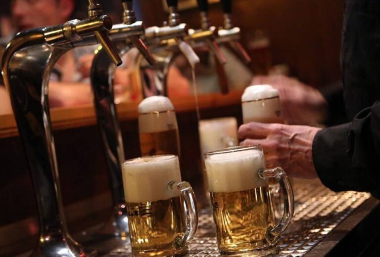 Cómo las grandes empresas alcohólicas han sacado provecho del ‘Dry January’ en Estados Unidos