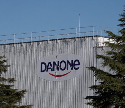 Economía.- El Ayuntamiento de Mollet insta a Danone a replantearse el cierre de la planta de Parets (Barcelona)