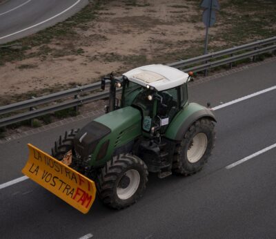 Economía.- Agricultores entrarán en Barcelona por Meridiana y Diagonal para llegar al Palau de la Generalitat