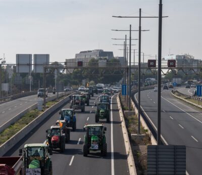 Economía.- Los agricultores llegan a Barcelona por la Diagonal