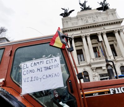 Economía.- UPA ve «avances» aunque «queda camino por recorrer», por lo que mantendrán las manifestaciones del campo