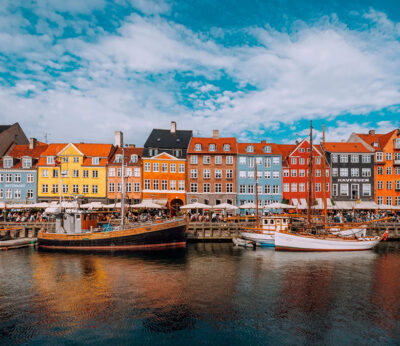Copenhagen to reward tourists for sustainable acts with free meals