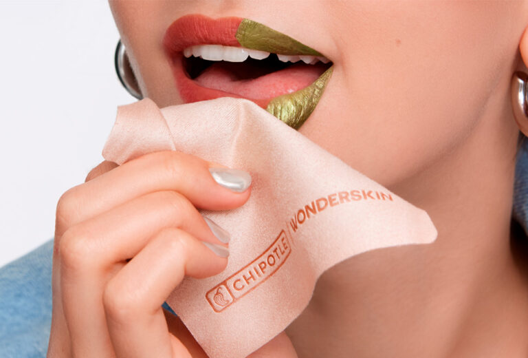 Chipotle lanza un tinte de labios inspirado en el guacamole