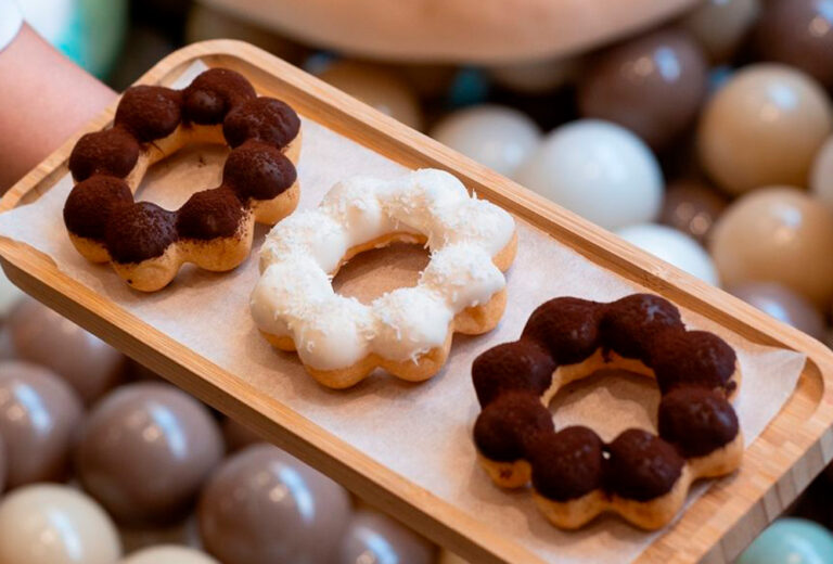 Llega a Madrid la primera tienda de mochi donuts nacional