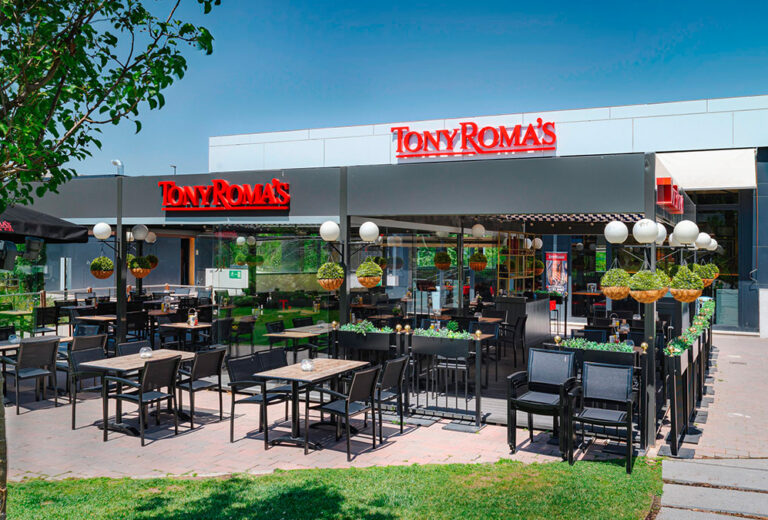 Avanza Food duplicará el número de restaurantes de Tony Roma’s y Carl’s Jr