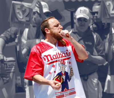 Joey Chestnut breaks world hot dog record