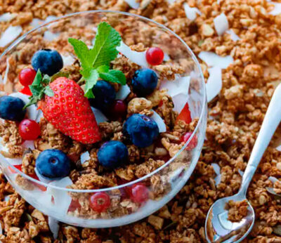 El desayuno se lleva al maximalismo con la tendencia ‘loaded cereal’