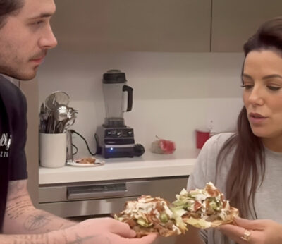 La receta de tostadas mexicanas con salsa picante de Eva Longoria y Brooklyn Beckham