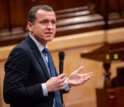 Agro.- Ordeig apunta a medidas «urgentes» para afrontar las pérdidas agrarias por el pedrisco