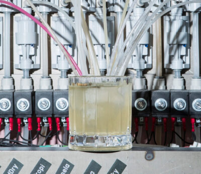 Macera reinventa la coctelería con un bar sin botellas